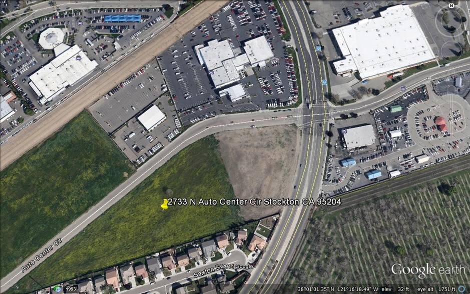 2733 Auto Center Cir, Stockton, CA for sale - Primary Photo - Image 1 of 2