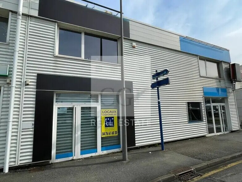 Commerce de détail dans SAINT-MARTIN-D'HERES à louer - Photo du bâtiment - Image 1 de 10