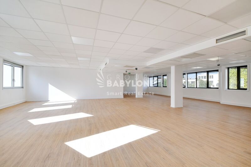 Bureau dans Malakoff à vendre - Photo du bâtiment - Image 2 de 7