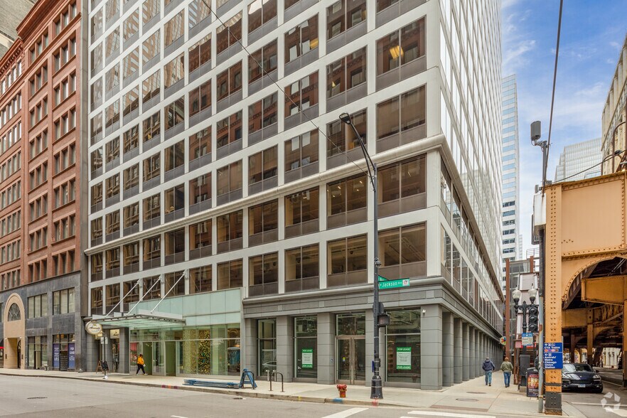 200 W Jackson Blvd, Chicago, IL à louer - Photo du bâtiment - Image 1 de 3