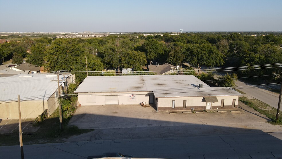 3500 Biway St, Fort Worth, TX à louer - Photo du bâtiment - Image 2 de 3