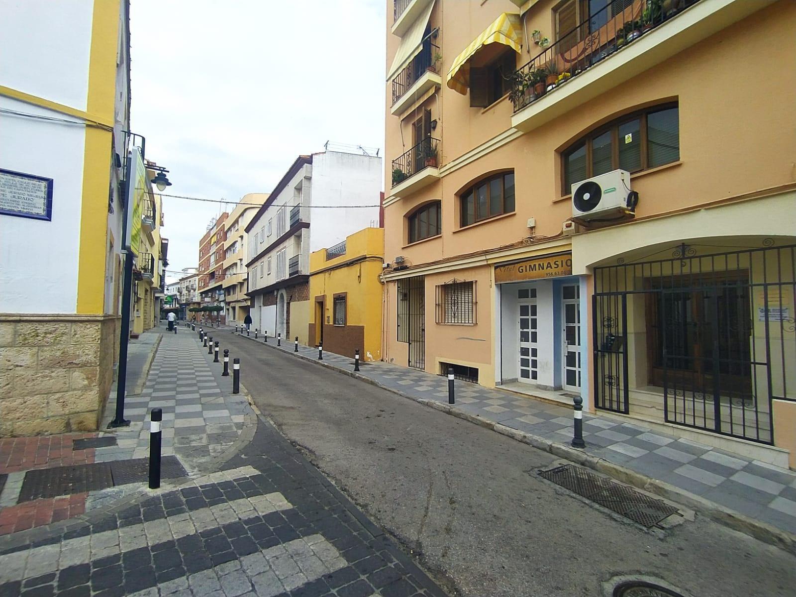 Commerce de détail dans Algeciras, Cádiz à vendre Photo du bâtiment- Image 1 de 12