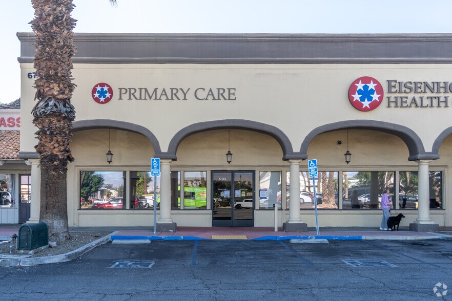 67555 E Palm Canyon Dr, Cathedral City, CA à vendre - Photo du bâtiment - Image 3 de 4