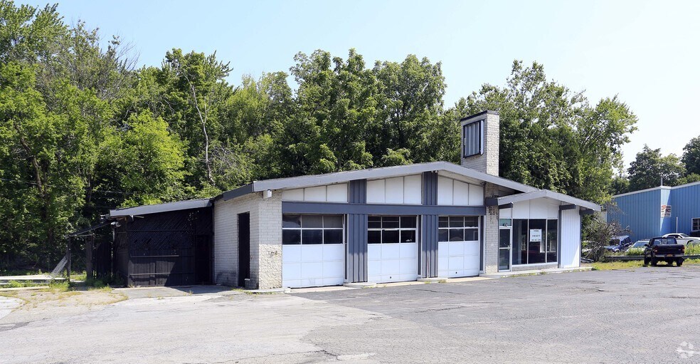 274 Route 17K, Newburgh, NY à vendre - Photo du bâtiment - Image 2 de 23