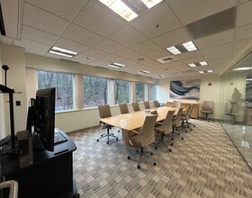 200 Fifth Ave, Waltham, MA à louer Photo intérieure- Image 2 de 6