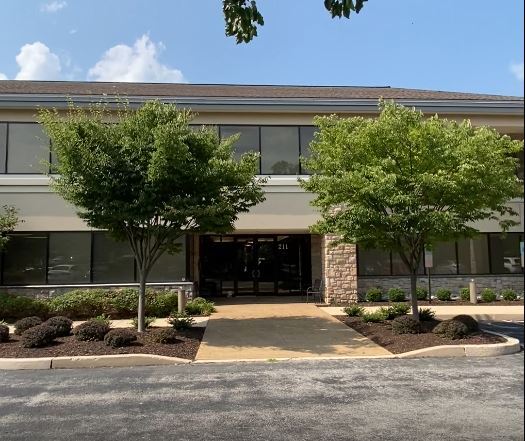 211 Welsh Pool Rd, Exton, PA à louer - Photo du bâtiment - Image 3 de 7