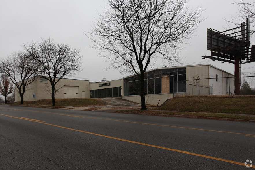 6701-6707 Prospect Ave, Kansas City, MO for lease - Building Photo - Image 1 of 2