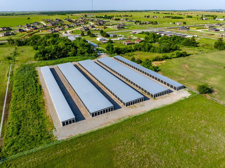 6240 US Hwy 277, Elgin, OK à vendre - Photo du bâtiment - Image 2 de 31