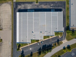 401-431 N Raddant Rd, Batavia, IL - AERIAL  map view