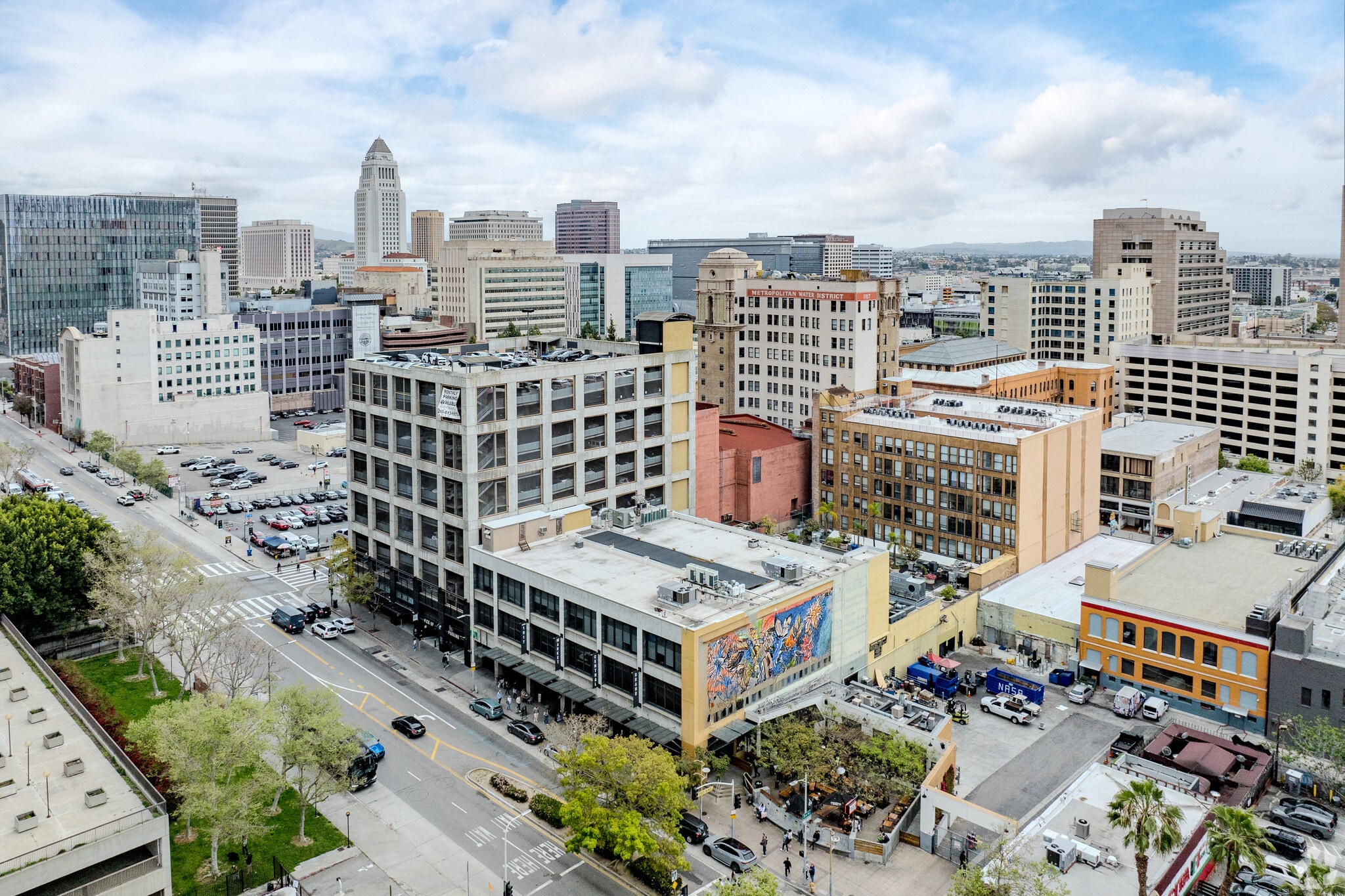 312 S Hill St, Los Angeles, CA for lease Building Photo- Image 1 of 18