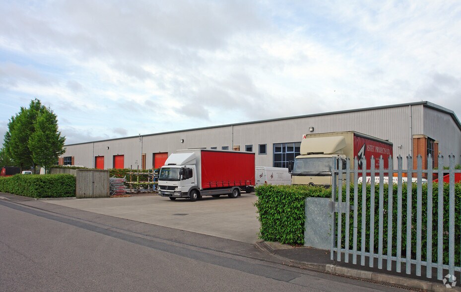 Bennet Rd, Reading à louer - Photo du bâtiment - Image 2 de 7