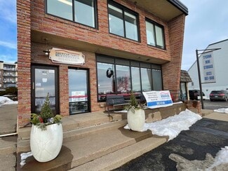 Plus de détails pour 4030-4032 Shoreline Dr, Spring Park, MN - Commerce de détail à louer