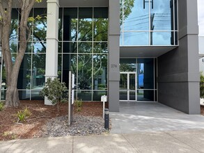274 Salmon St, Port Melbourne for lease Building Photo- Image 2 of 6