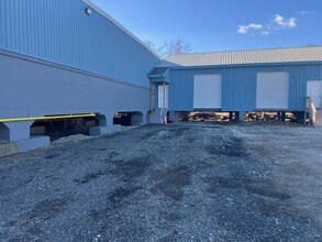 1 Bligh St, Ayer, MA à louer Photo du bâtiment- Image 2 de 15