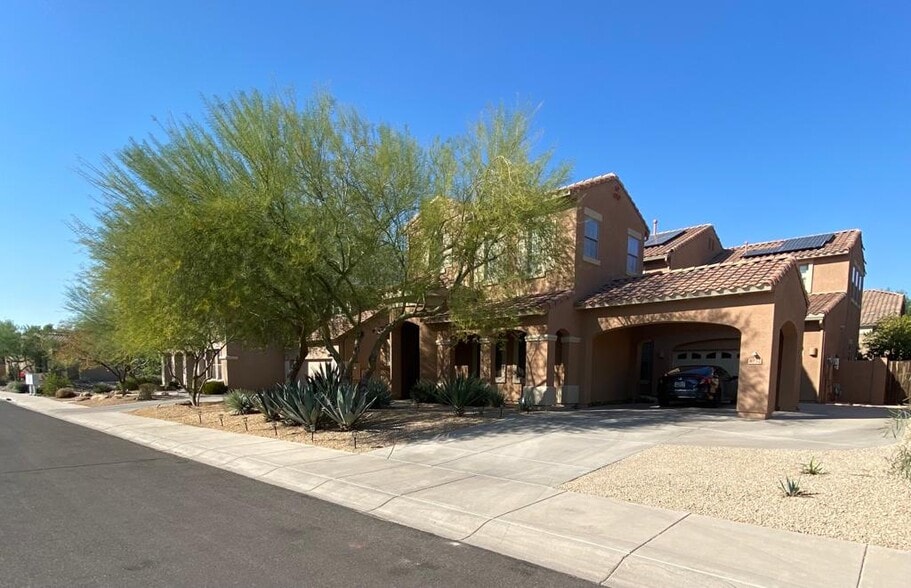 Happy Valley Rd & 83rd Dr, Peoria, AZ à vendre - Photo principale - Image 1 de 62
