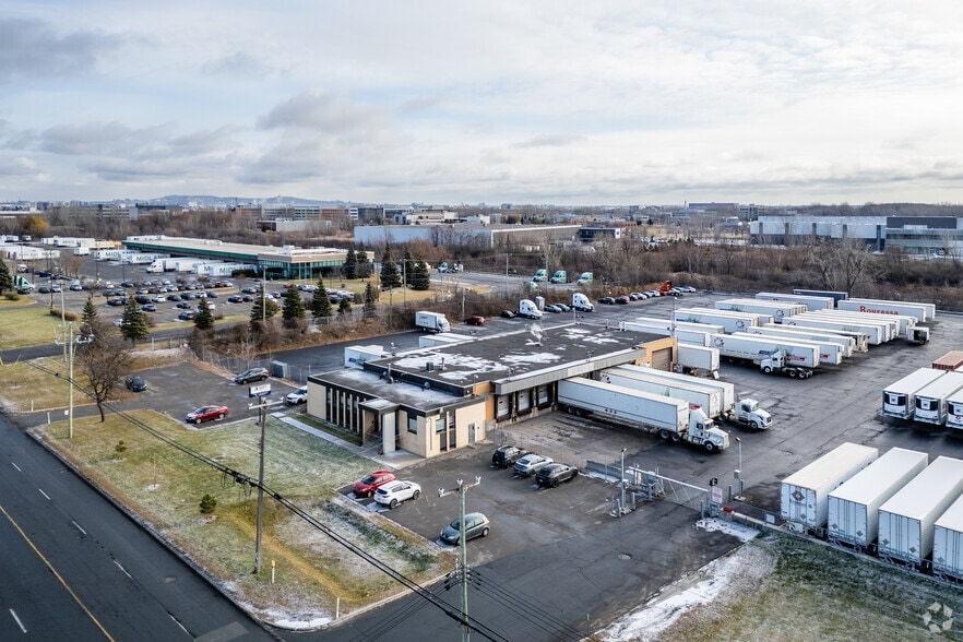 1590 Boul Hymus, Dorval, QC for lease - Aerial - Image 2 of 3