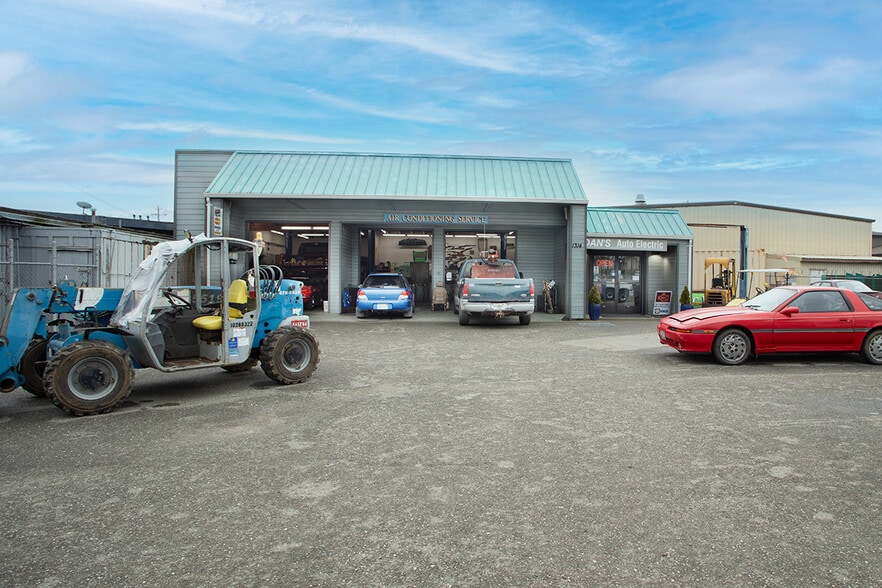 1314 Broadway, Eureka, CA à vendre - Photo du bâtiment - Image 2 de 9