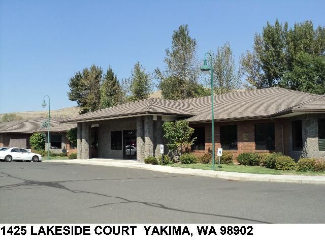 1425 Lakeside Ct, Yakima, WA à vendre - Photo du bâtiment - Image 1 de 8
