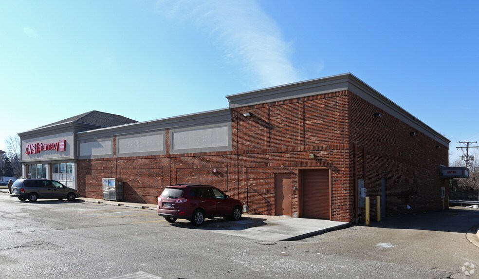 400 Ogden Ave, Downers Grove, IL à louer - Photo du bâtiment - Image 2 de 3