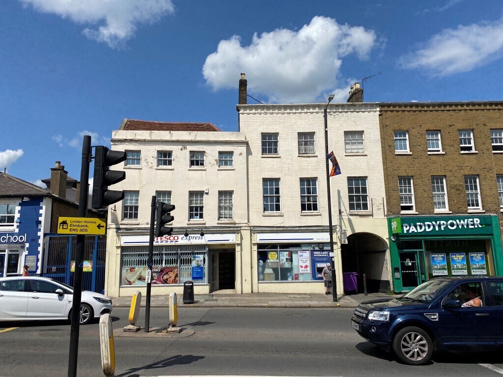 64-66 High St, Barnet à louer Photo du bâtiment- Image 1 de 4