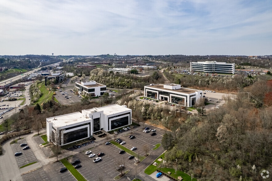 1 Penn Center Blvd, Pittsburgh, PA for lease - Aerial - Image 3 of 24