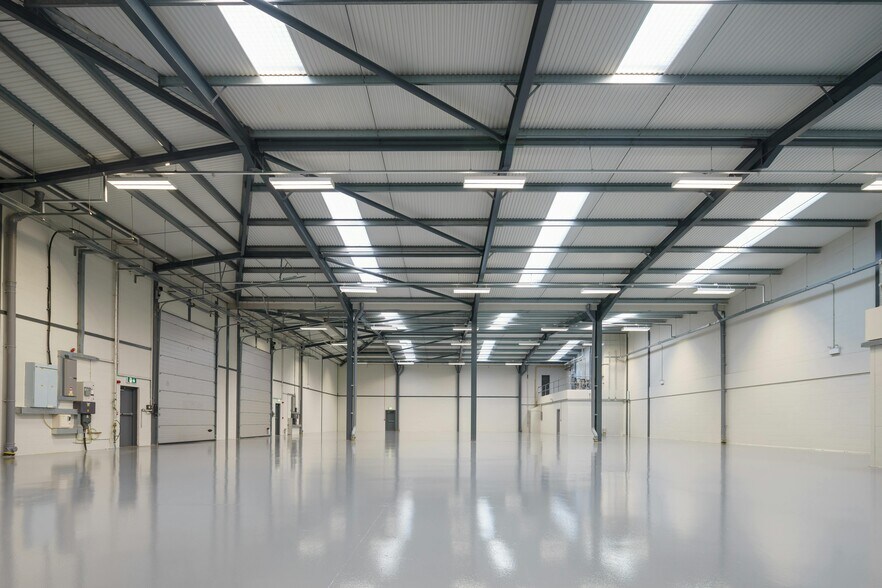 240-241 Gresham Rd, Slough à louer - Photo du bâtiment - Image 3 de 11