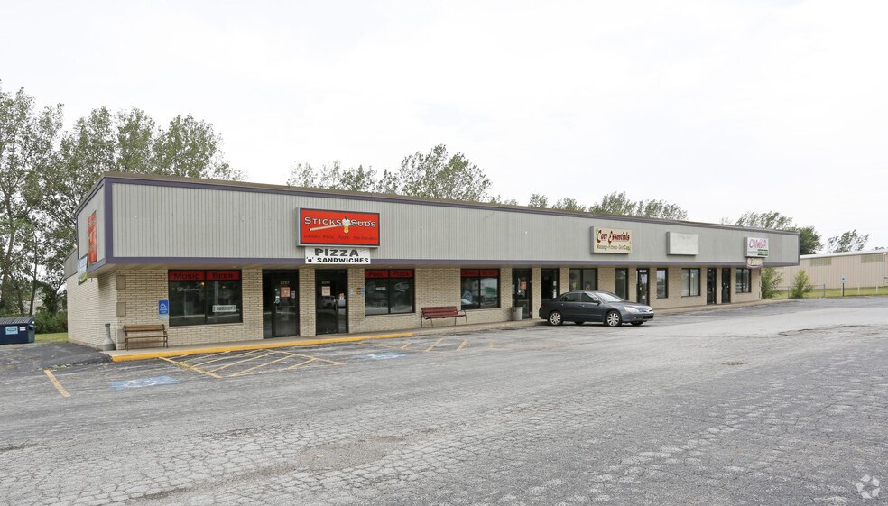 3275-3295 Glenwood Dyer Rd, Lynwood, IL for lease - Primary Photo - Image 2 of 3