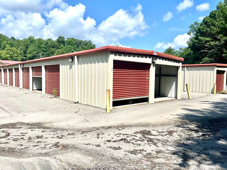 907 S Main St, LaFayette, GA à vendre - Photo du bâtiment - Image 1 de 9