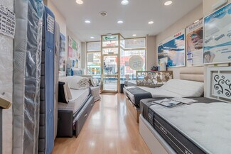 Plus de détails pour Multi-résidentiel à vendre