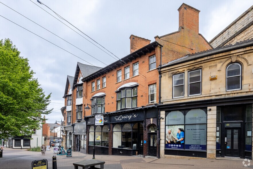 16-19 Market St, Mansfield à louer - Photo du bâtiment - Image 2 de 12