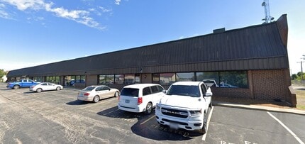 3430 Constitution Dr, Springfield, IL for lease Building Photo- Image 2 of 3