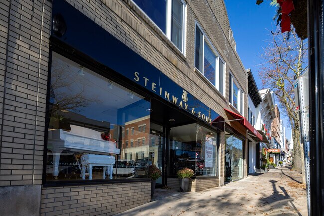 More details for 70-74 Greenwich Ave, Greenwich, CT - Retail for Lease