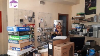 Commerce de détail dans Parla, Madrid à louer Photo intérieure- Image 2 de 10