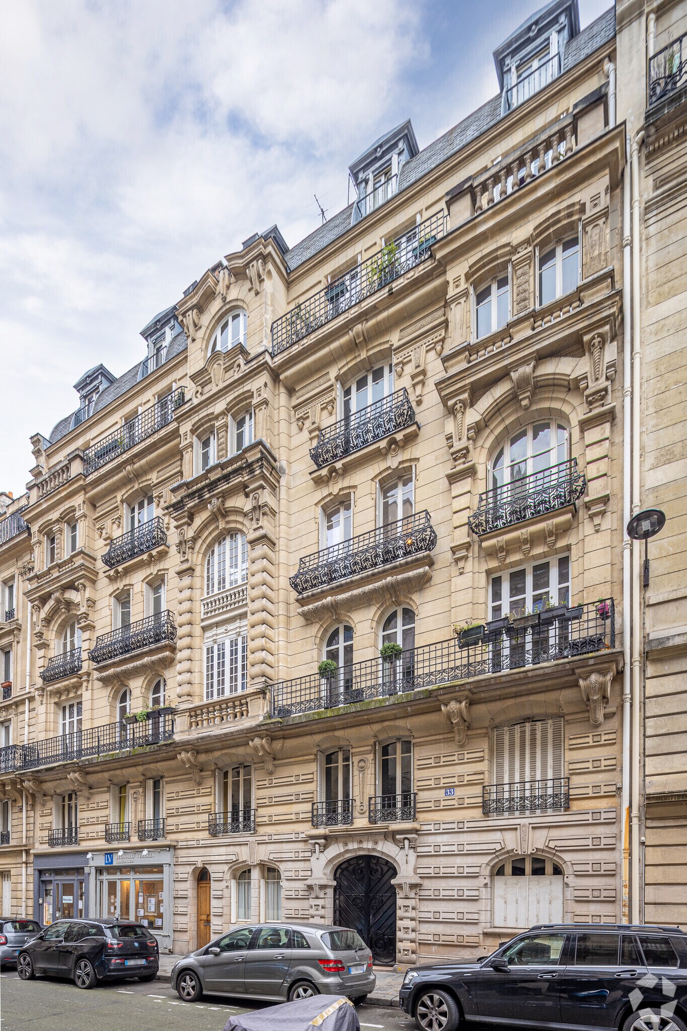 33 Rue De Moscou, Paris for lease Primary Photo- Image 1 of 3