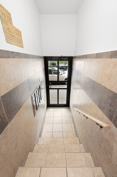 196 Nassau Ave, Brooklyn, NY à vendre - Photo du bâtiment - Image 3 de 10