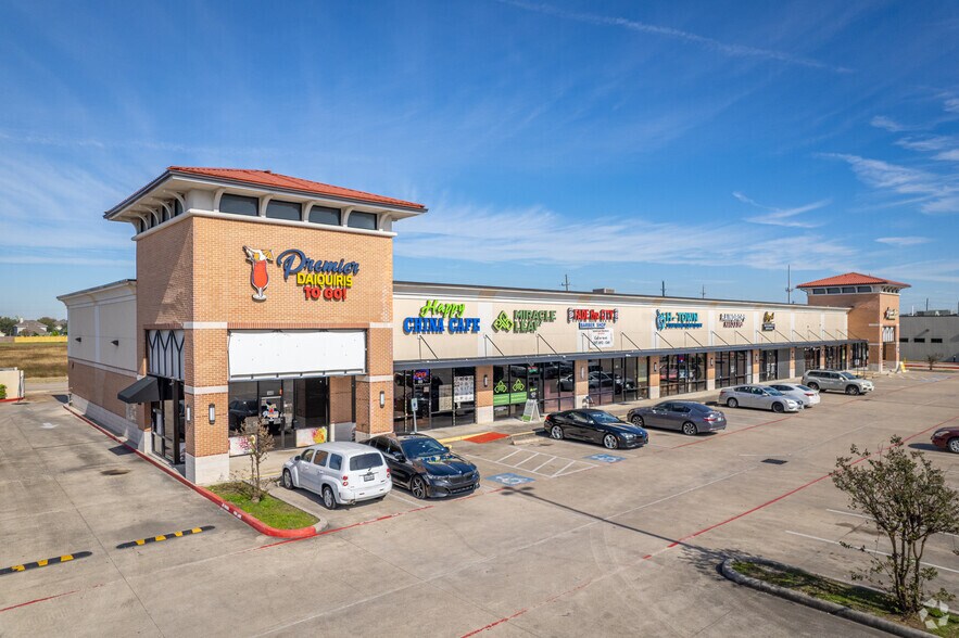 4001 S Sam Houston Pky, Houston, TX à louer - Photo principale - Image 1 de 26