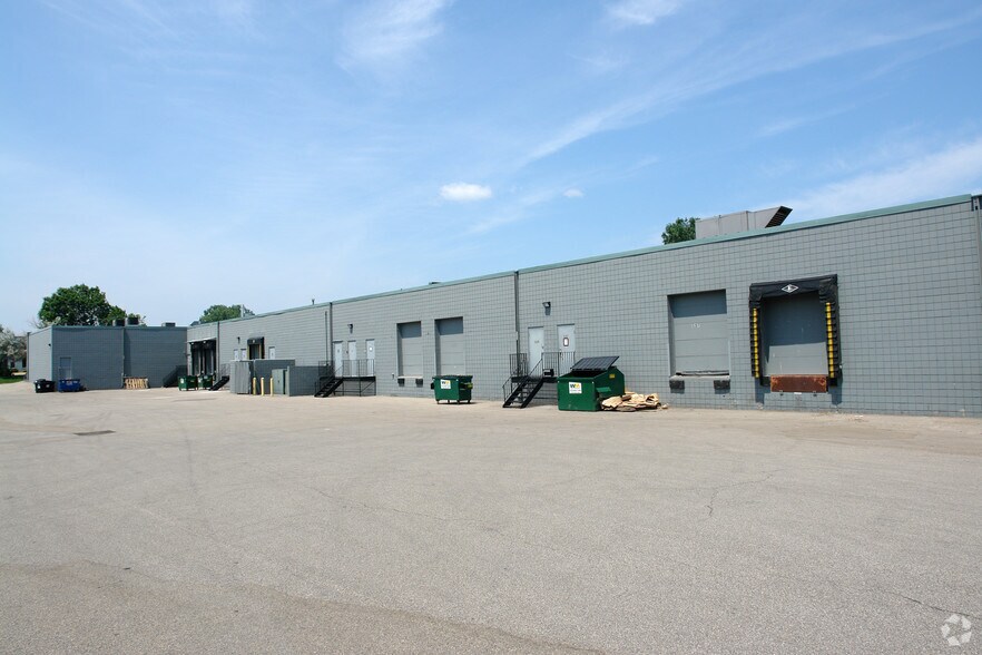 5201-5227 W 73rd St, Edina, MN à louer - Photo du bâtiment - Image 2 de 4