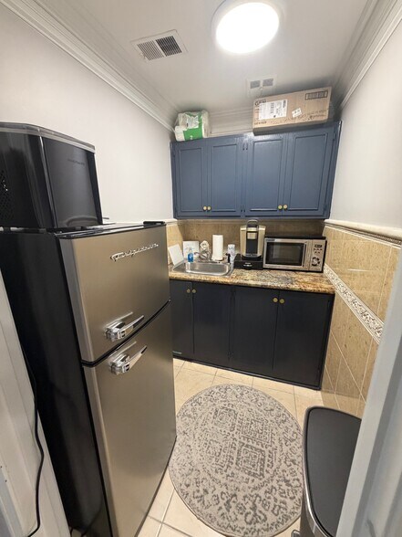 1027 S Yates Rd, Memphis, TN à vendre - Photo intérieure - Image 2 de 10