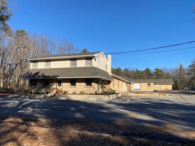 612 Gravelly Hollow Rd, Medford NJ - Entrepôt