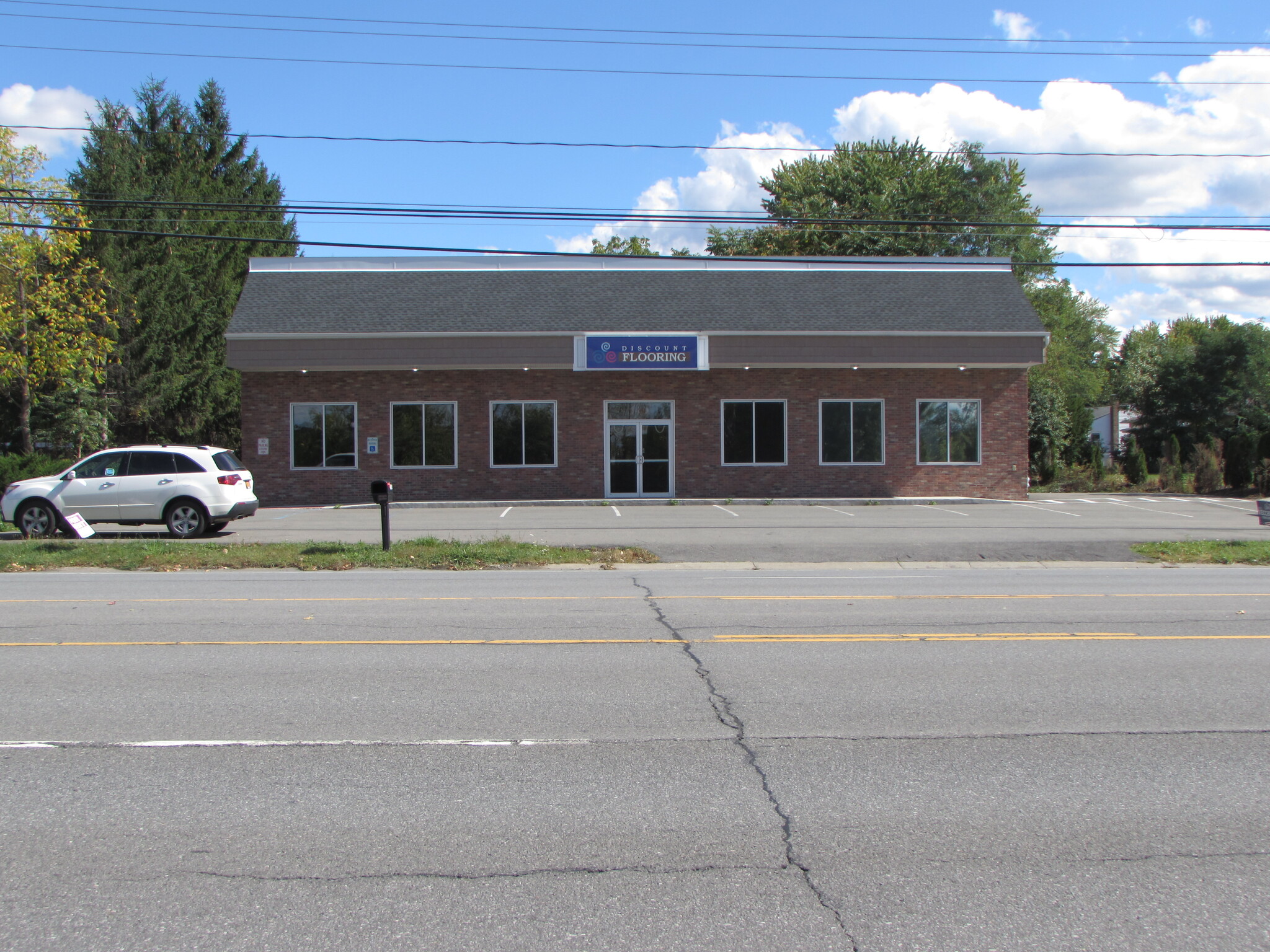 118 Troy Rd, East Greenbush, NY à vendre Photo du bâtiment- Image 1 de 1