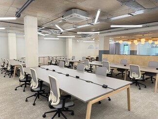 Plus de détails pour 152-156 Kentish Town Rd, Londres - Bureau à louer