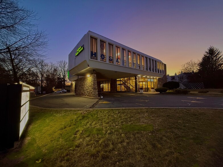 350 Madison Ave, Cresskill, NJ for sale - Building Photo - Image 2 of 30