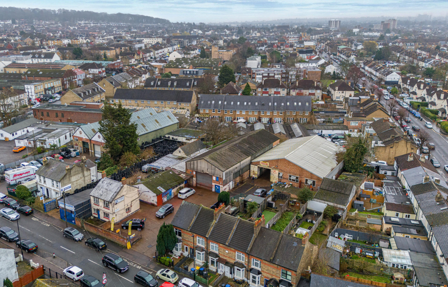 14-20 Northwood Rd, Thornton Heath à vendre - Photo du bâtiment - Image 2 de 2