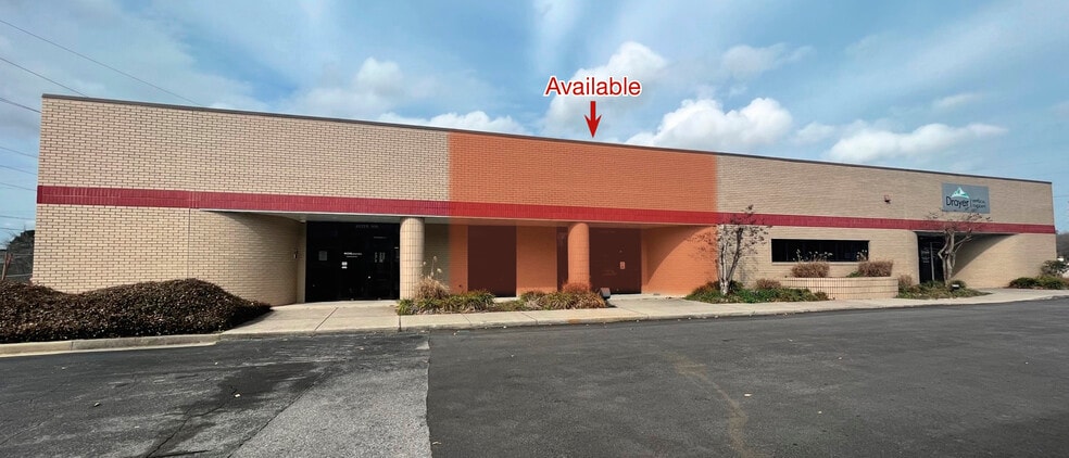 3250 Harden St Ext, Columbia, SC à louer - Photo du bâtiment - Image 2 de 18