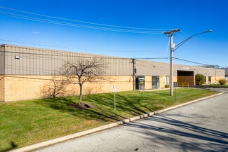 More details for 7111-7137 N Austin Ave, Niles, IL - Industrial for Lease