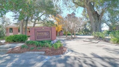 220 Mckenzie Ave, Panama City, FL à vendre Photo intérieure- Image 2 de 44