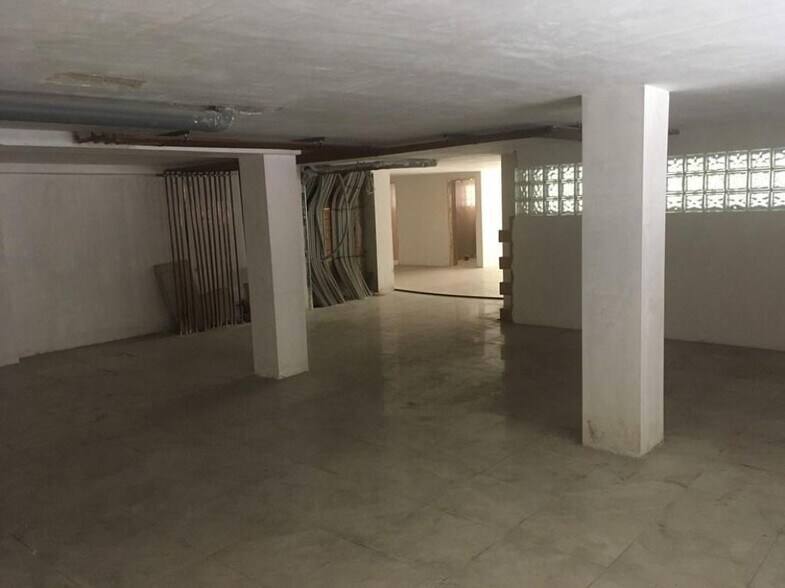 Retail in Carlet for sale - Building Photo - Image 3 of 32