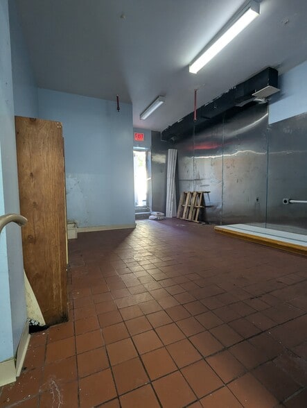 3421-3439 Boston Rd, Bronx, NY for lease - Interior Photo - Image 3 of 11