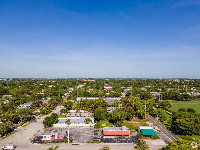 901 S Andrews Ave, Fort Lauderdale, FL for sale - Aerial - Image 3 of 3