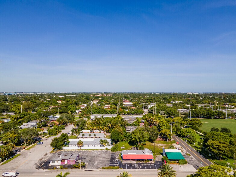 901 S Andrews Ave, Fort Lauderdale, FL à vendre - Aérien - Image 3 de 3